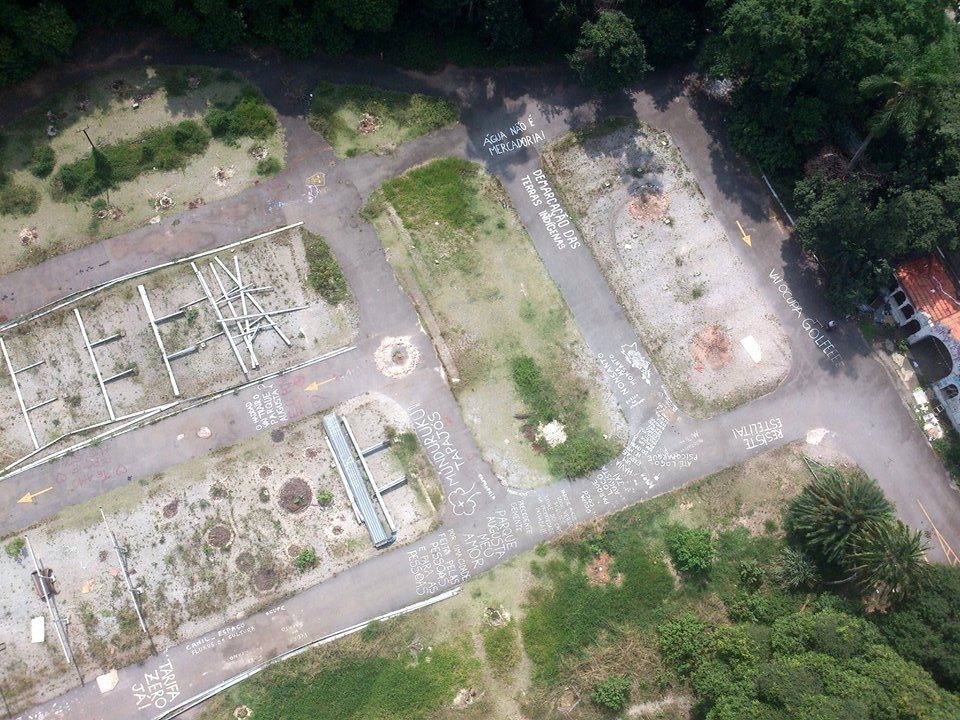 Fotografía aérea del parque Augusta de São Paulo realizada con Flone, abril de 2015. Fuente: Lot Amorós en Grupo Organismo Vivo Parque Augusta.